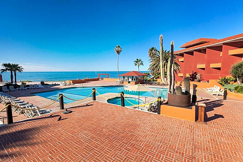 Puerto Nuevo Baja Hotel & Villas