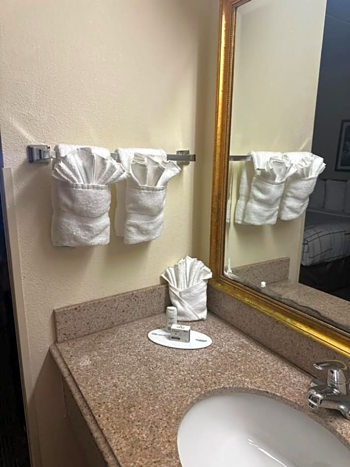 La Quinta Inn & Suites by Wyndham Sunrise Sawgrass Mills