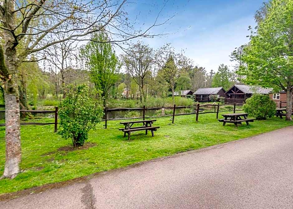 Tilford Woods Lodge Retreat