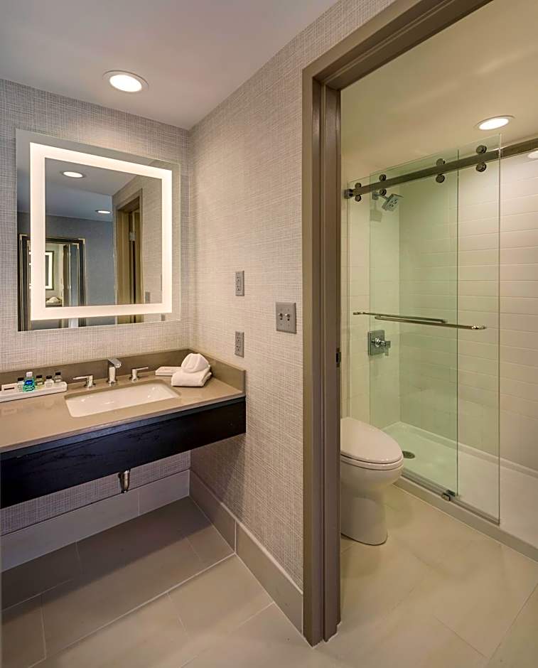 Crowne Plaza Providence Warwick Airport By IHG