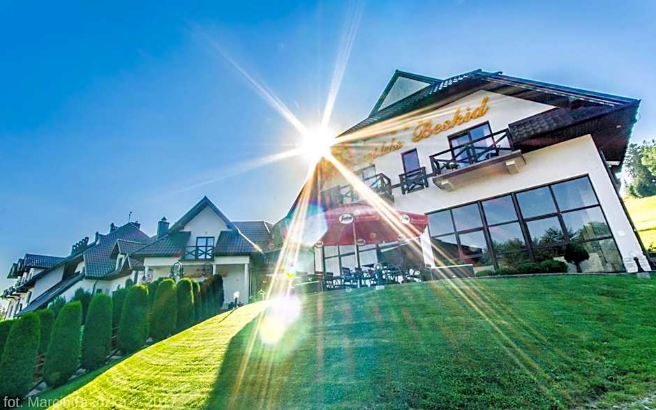 Hotel Kompleks Beskid z basenem i stokiem narciarskim - blisko Babiej Góry
