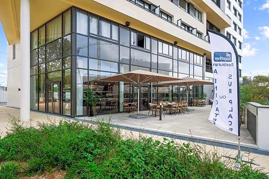 All Suites Paris Ouest Colombes