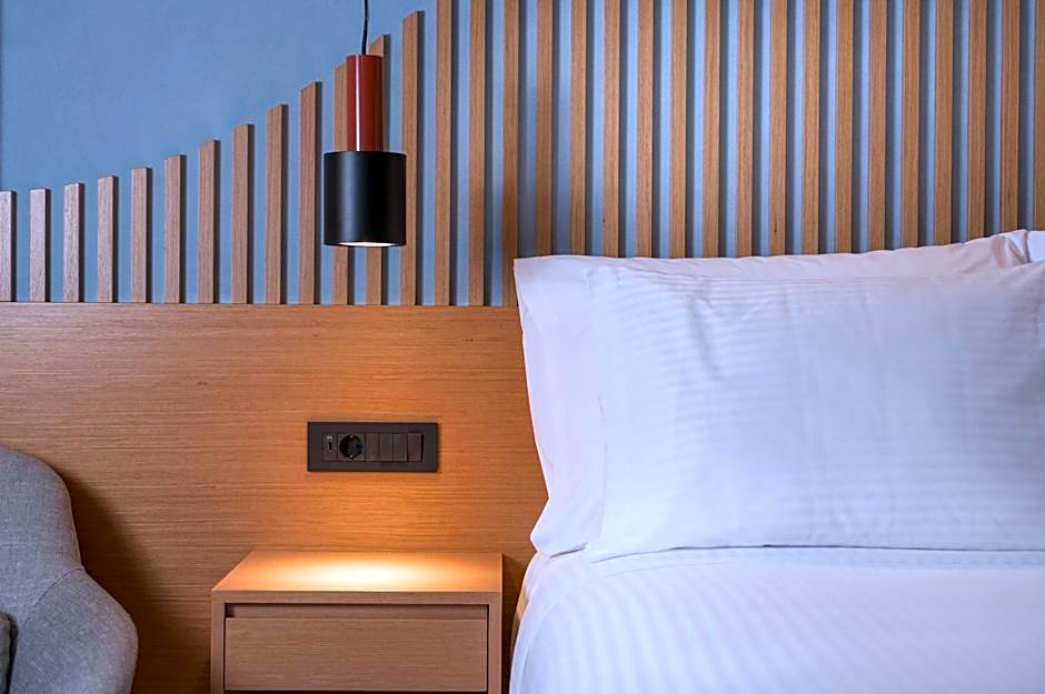 Hyperion City Hotel & Spa