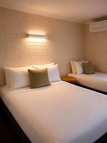 Busselton Motel