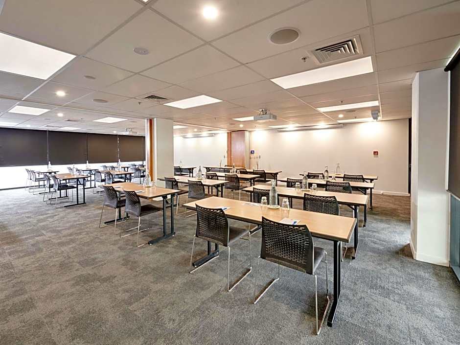 Ibis Hamilton Tainui