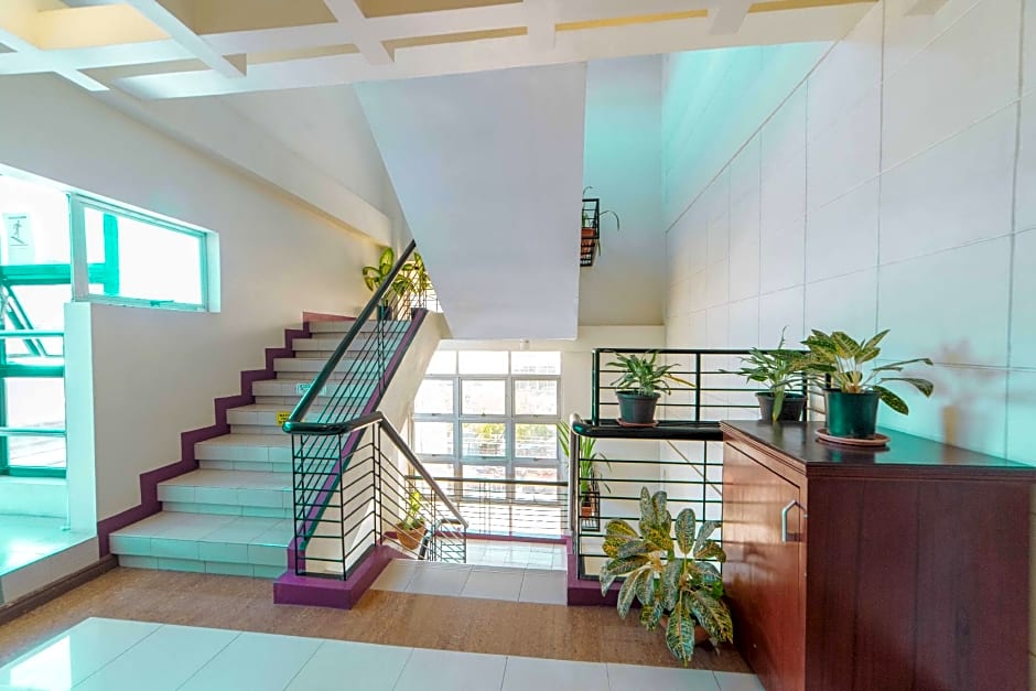 RedDoorz Plus @ Poblacion District Davao