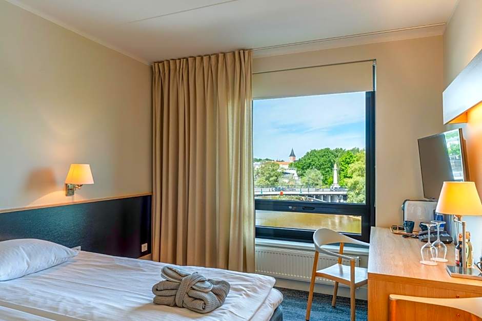 Dorpat Hotel