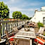 Hotel Bliss