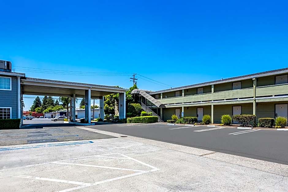 Red Roof Inn Yuba City Bonanza - Marysville