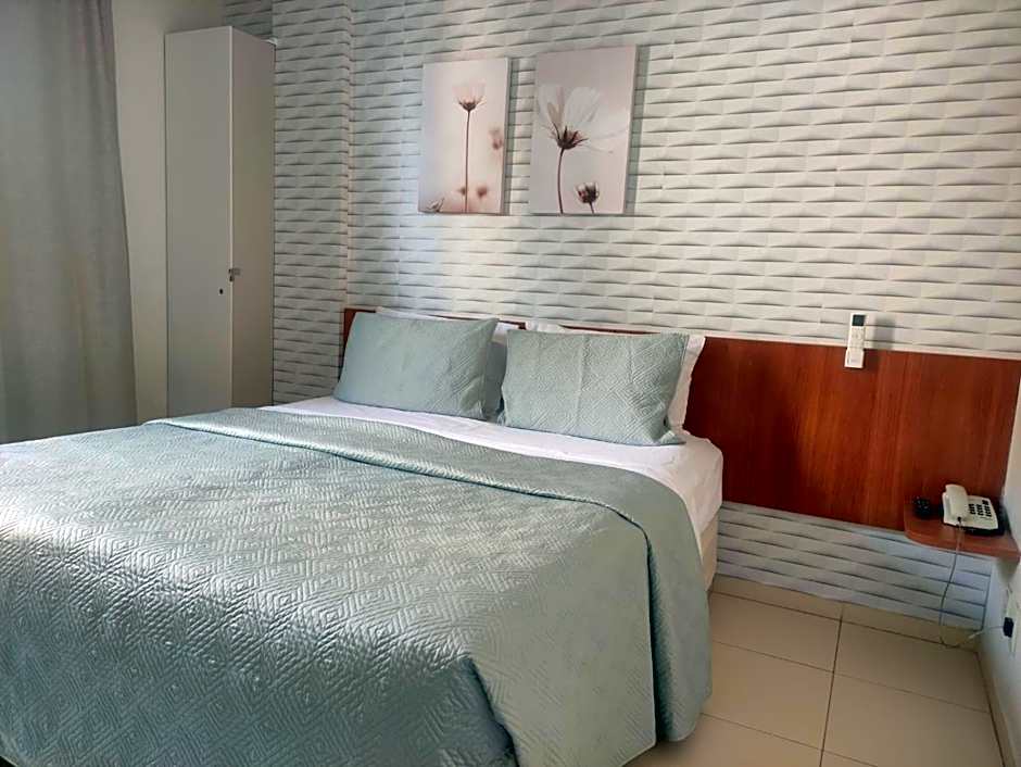 Apto Inteiro Cabo Branco pé na areia