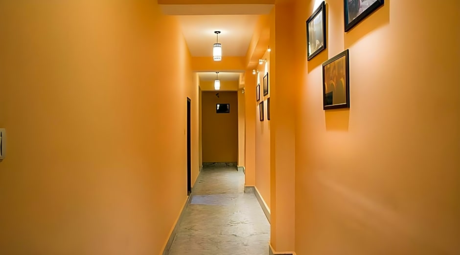 Hotel Golden Star Continental