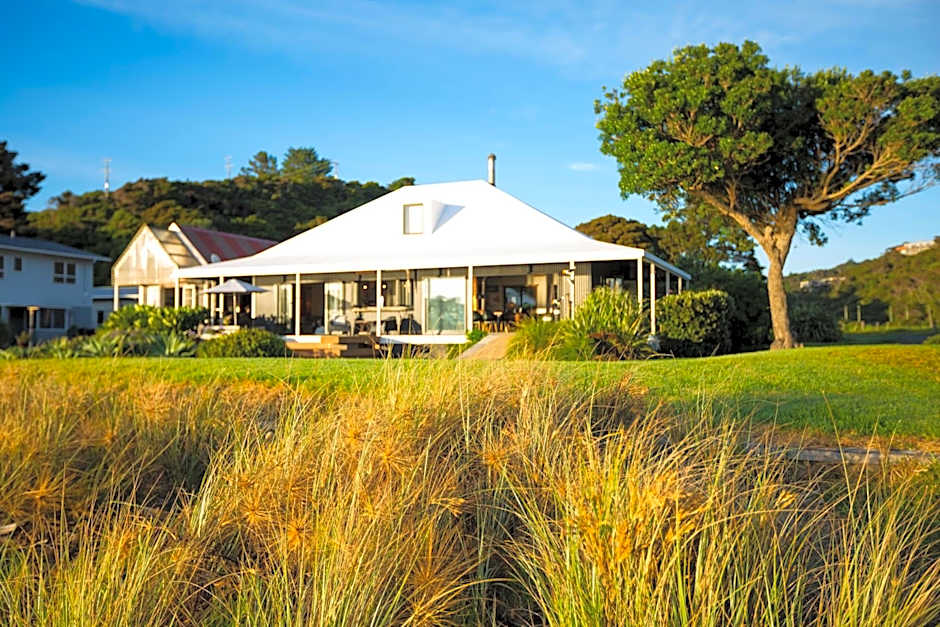 Absolute Beach front-Tutukaka Harbour