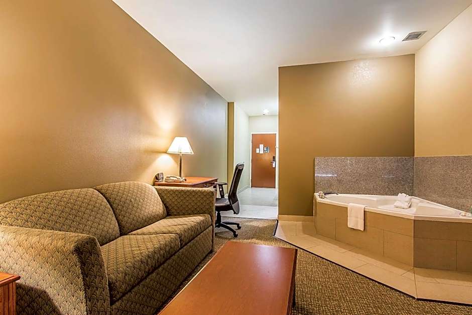 Quality Suites New Iberia