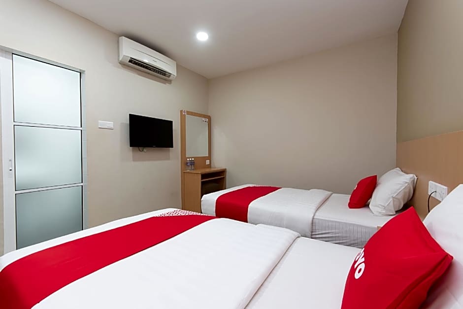Capital O 89344 Labuan Avenue Hotel