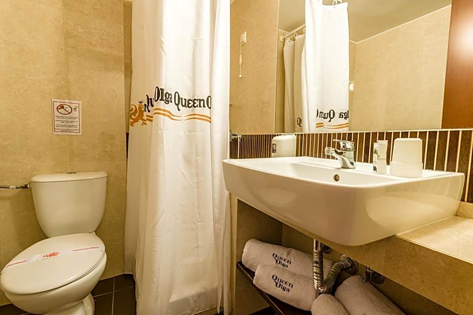 Queen Olga Hotel