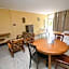 Reef Holiday Apartments