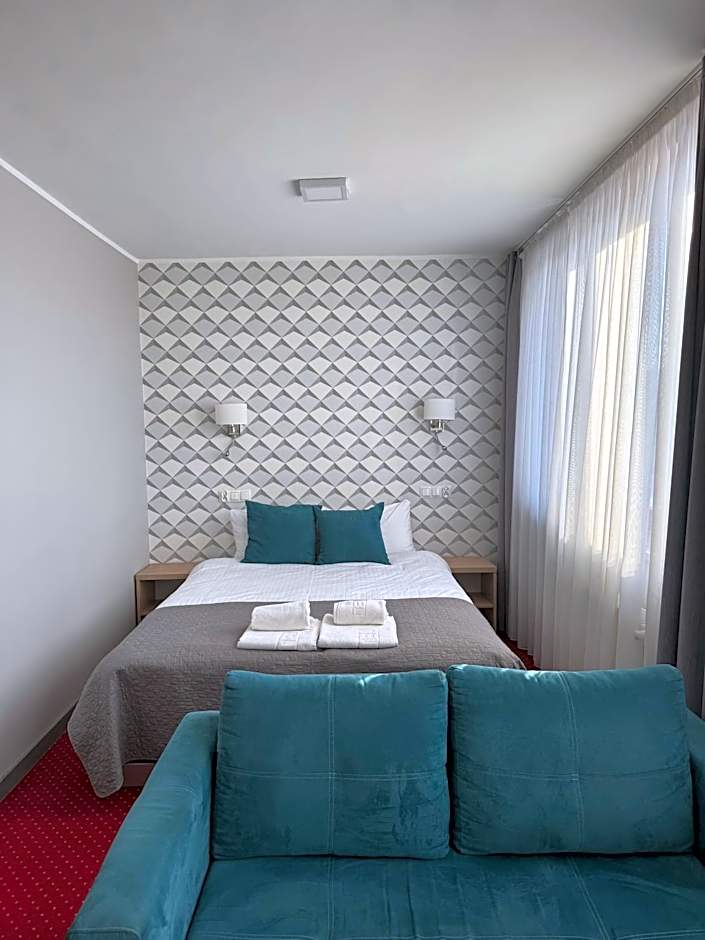 Carina Hotel