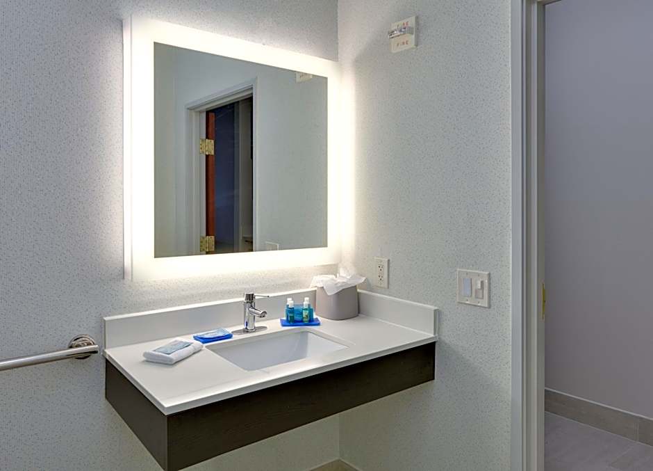 Holiday Inn Express Hotel & Suites Duncanville By IHG