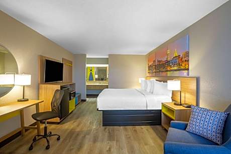 1 Queen Bed Non-Smoking