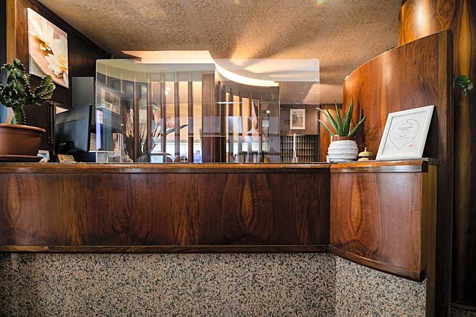 Hotel President