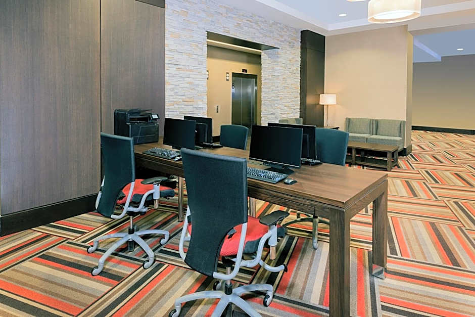 Wyndham Grand Fallsview Hotel