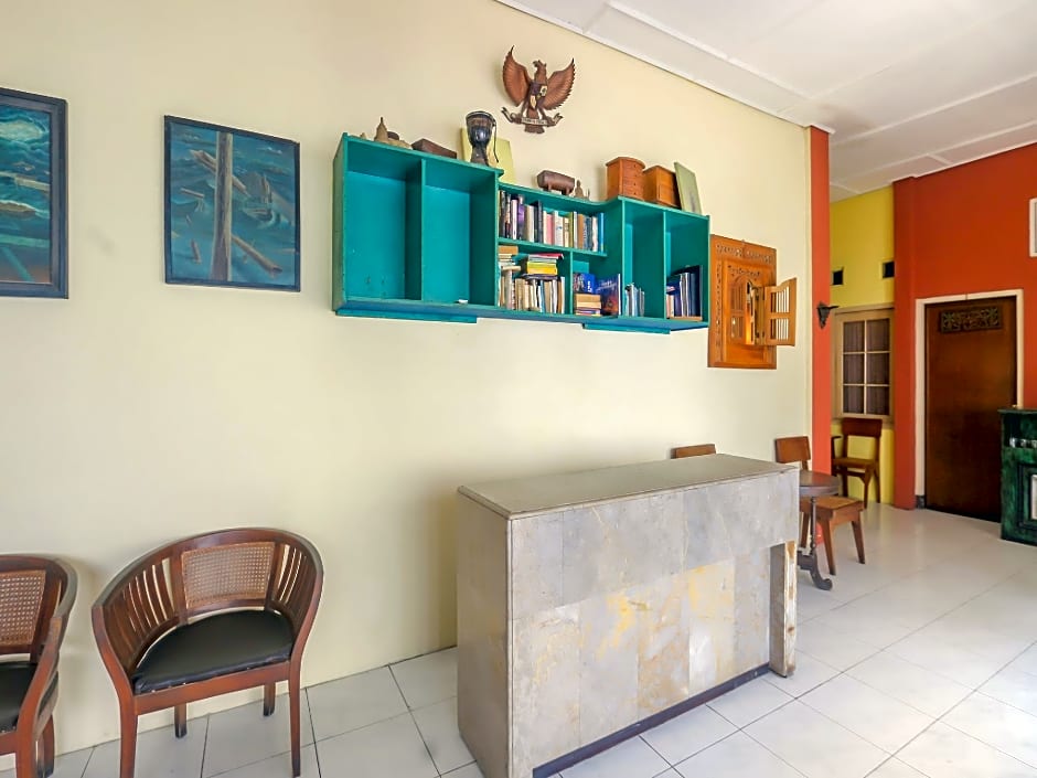 SPOT ON 90272 Istana Griya 1 Hotel