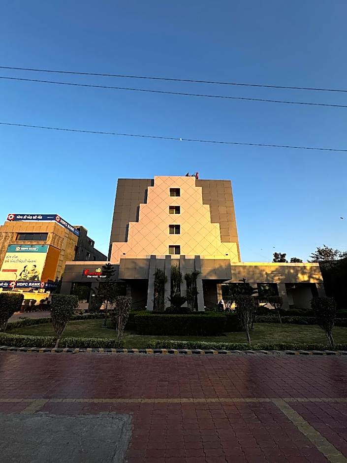 Lords Plaza-Ankleshwar