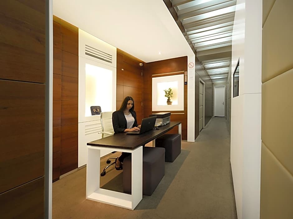 Eden Garden Suites