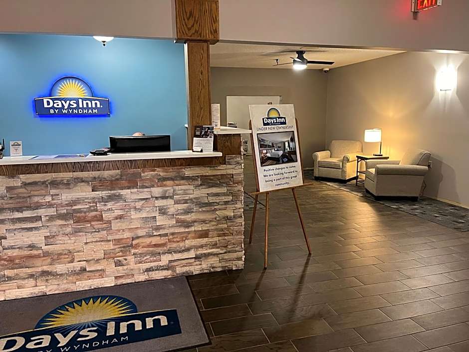 Days Inn by Wyndham Hutchinson
