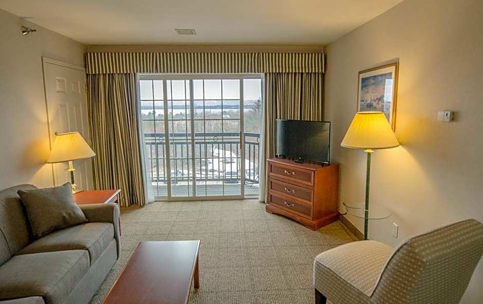 Smart Suites On The Hill – South Burlington, VT