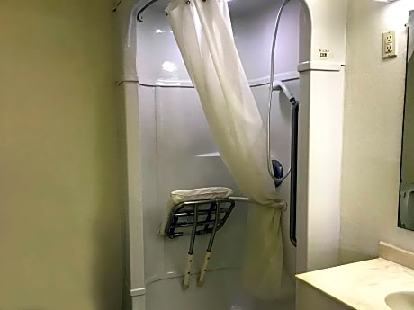 1 Double Bed Accessible Non-Smoking