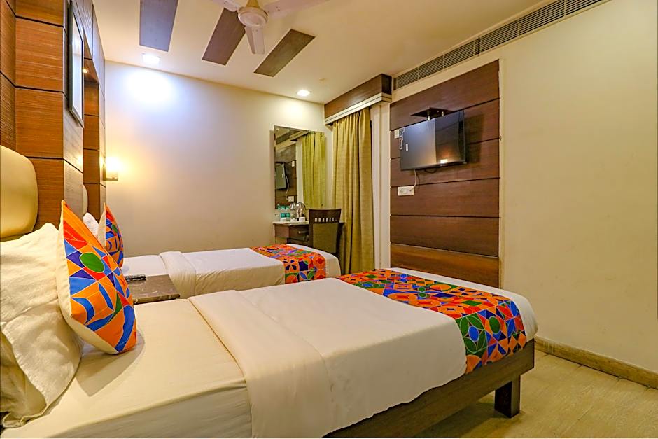 FabHotel Admire Suites