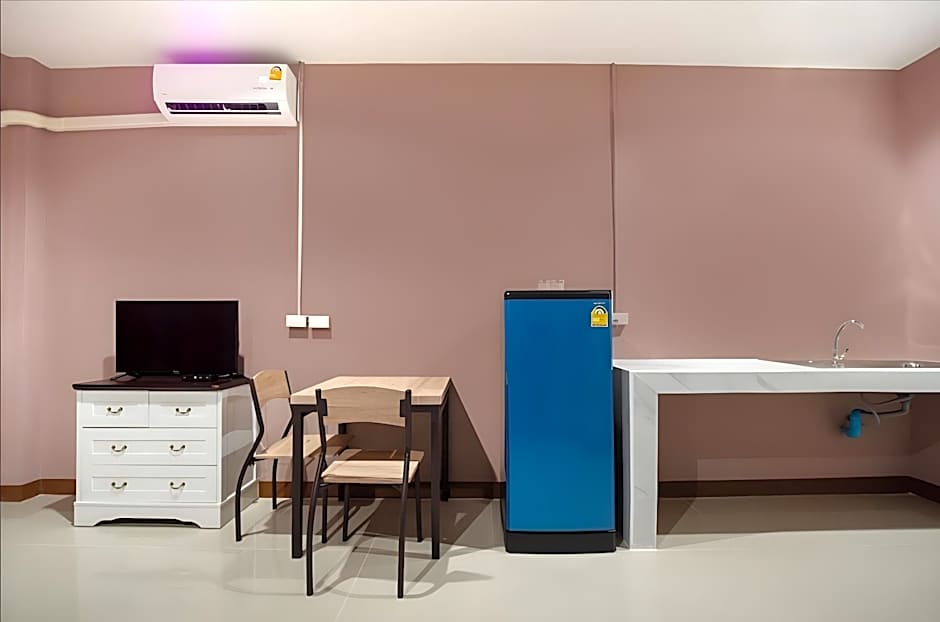 Brown Home Sattahip @ 19