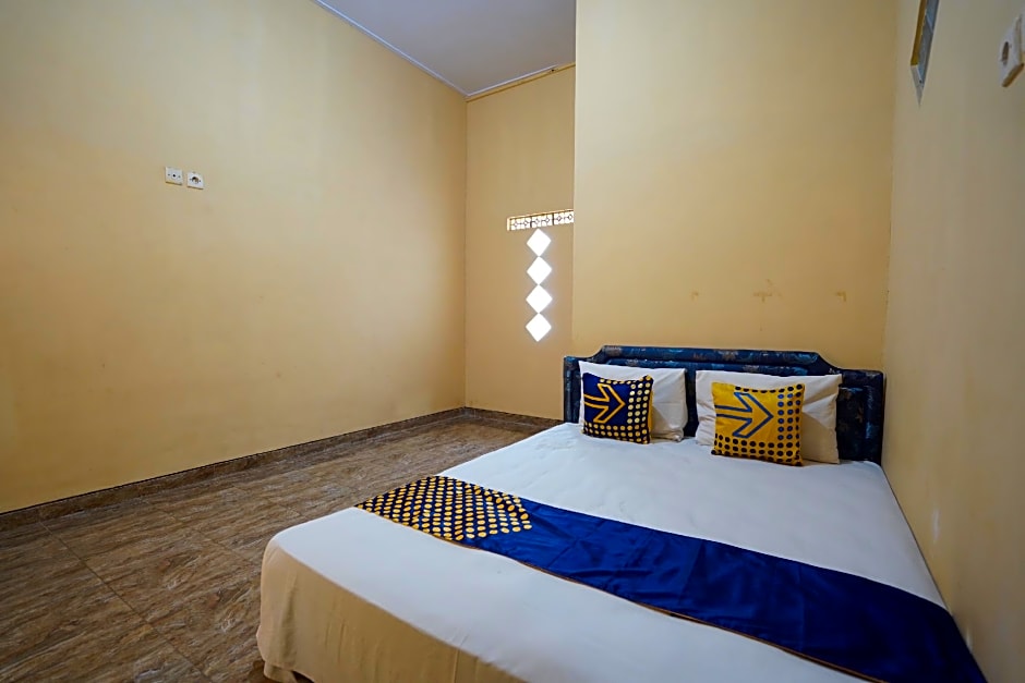 SPOT ON 92476 Sobat Ijen Traveller Homestay