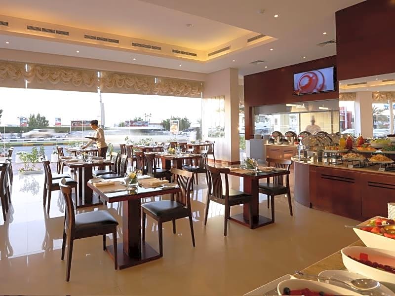 Ramada Beach Hotel Ajman