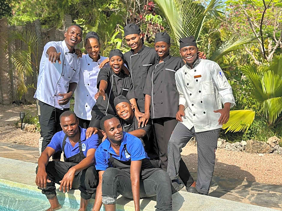 Kameleon Blue Arts Lodge