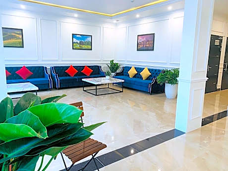 Paragon Noi Bai Hotel and Pool