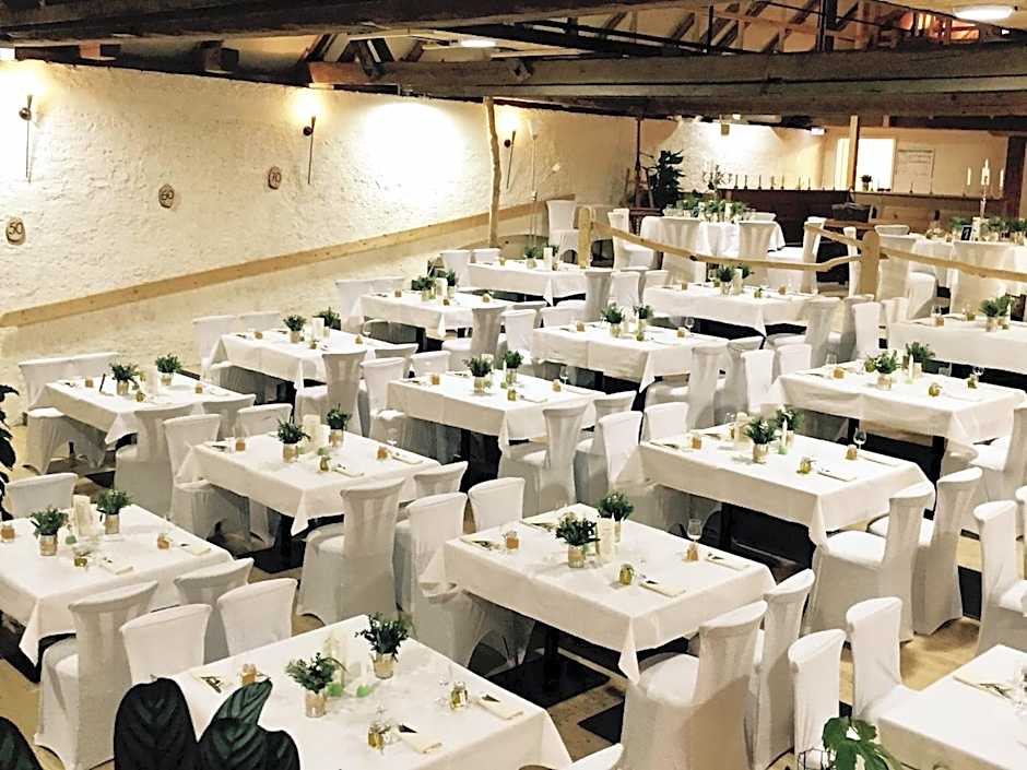 Dein Gutshof Hotel & Ferienwohnungen