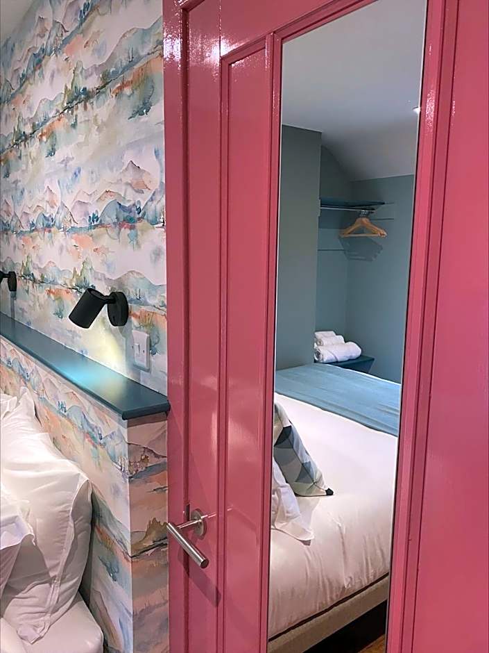 Masonic Arms Gatehouse