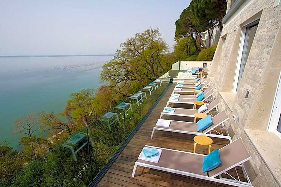 Hotel Riviera & Maximilian's