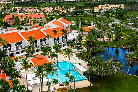Wyndham Palmas Beach and Golf Boutique Resort