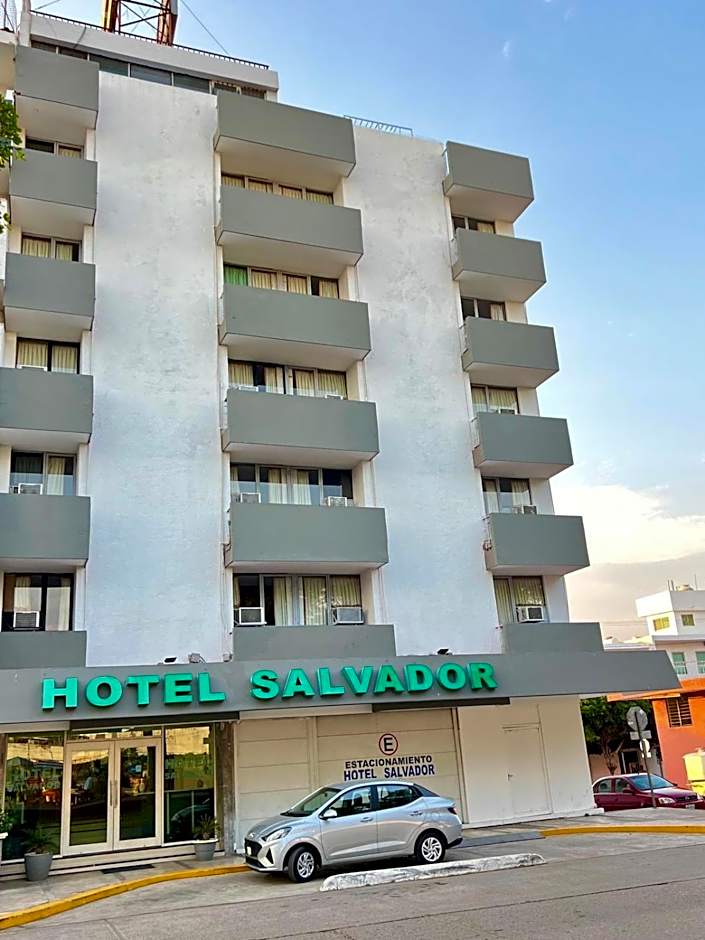 HOTEL SALVADOR