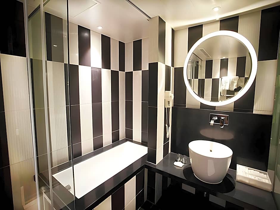 Royal Group Hotel Minghua Branch