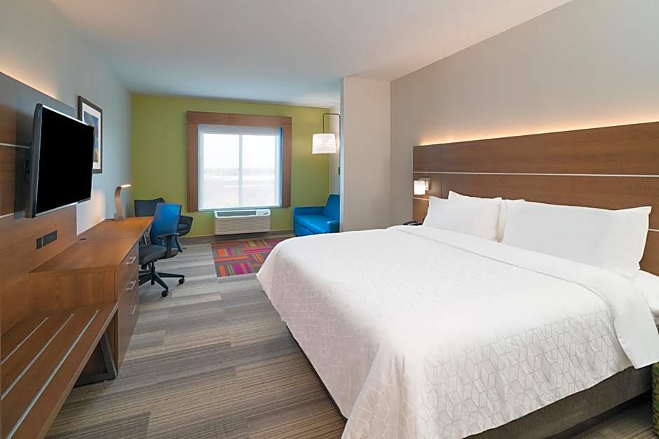 Holiday Inn Express & Suites St Peters By IHG