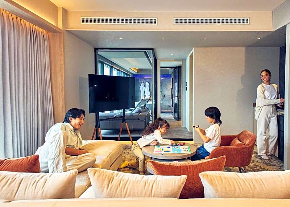 FAV LUX Kagoshima Tenmonkan