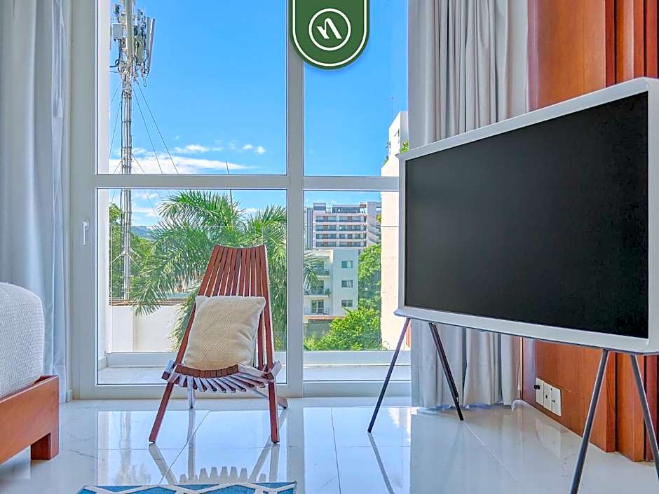 Great Design 1BR Condo - Rooftop pool