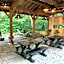 Kizuna Lodge & BBQ Centre