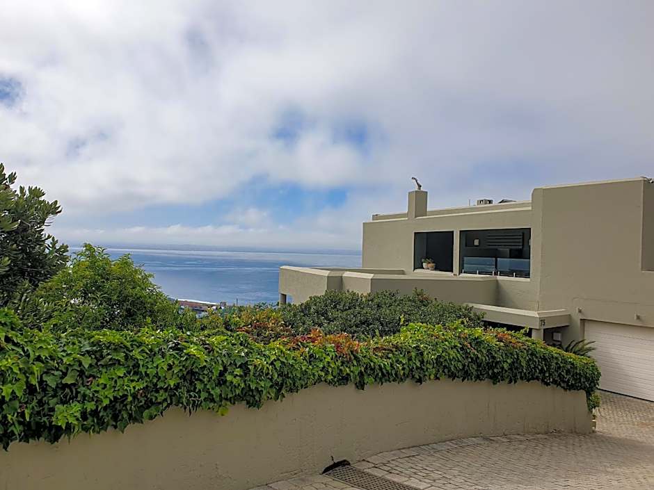 3ColoursBlue Guest House