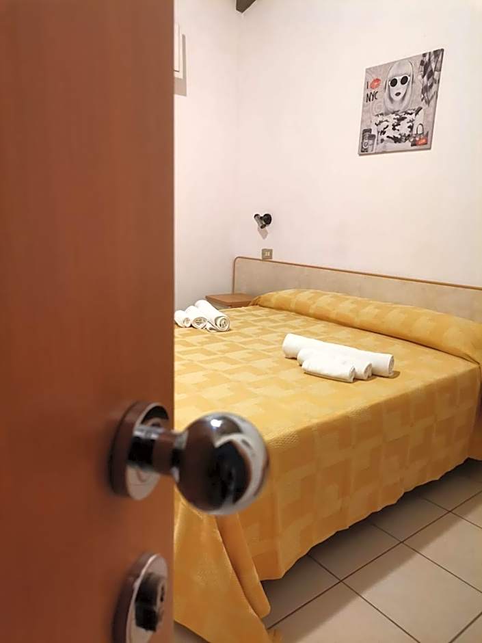 Hotel Alex