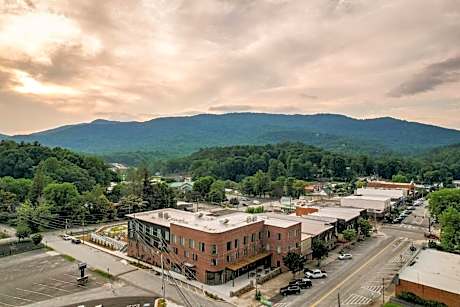 Bridge Creek Inn